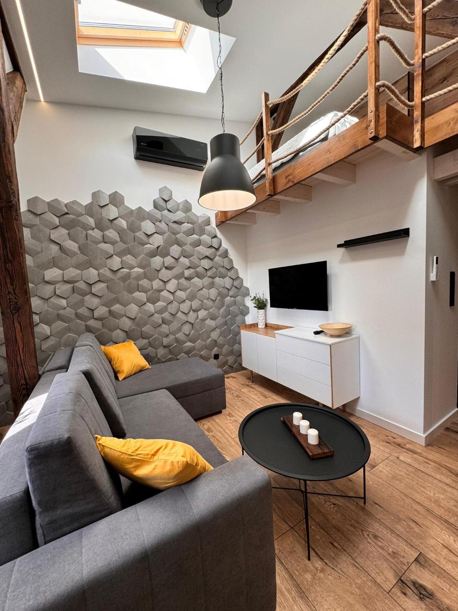 Loft In The City Center By Kobiela Apartments Katowice Bagian luar foto