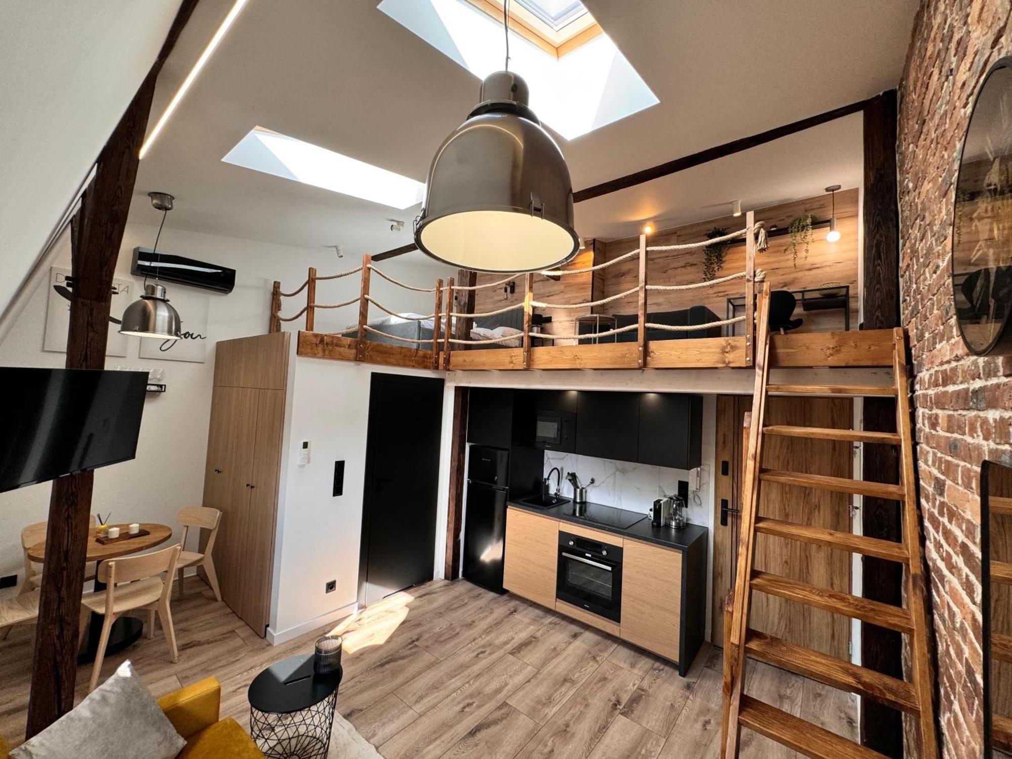 Loft In The City Center By Kobiela Apartments Katowice Bagian luar foto