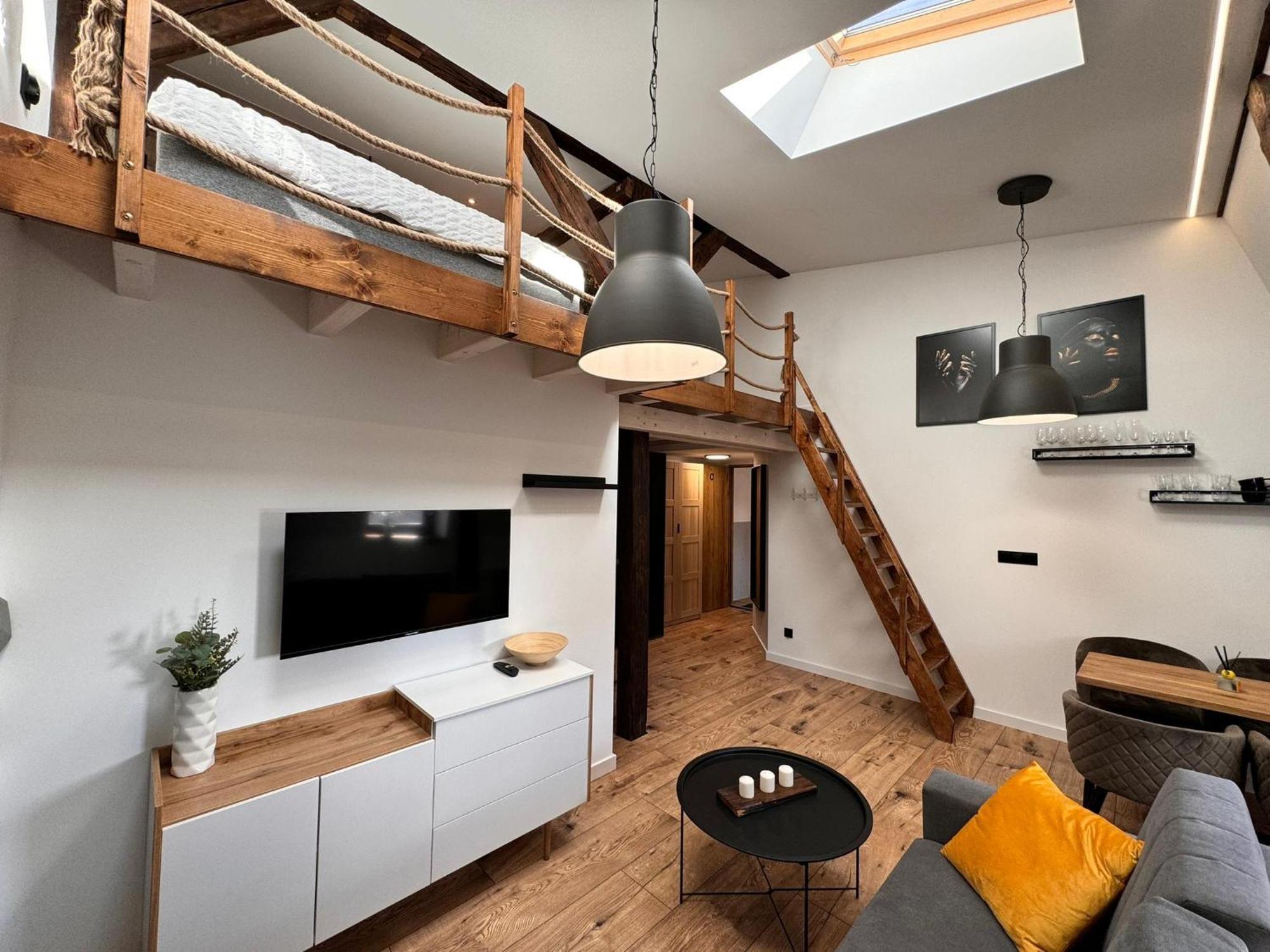 Loft In The City Center By Kobiela Apartments Katowice Bagian luar foto