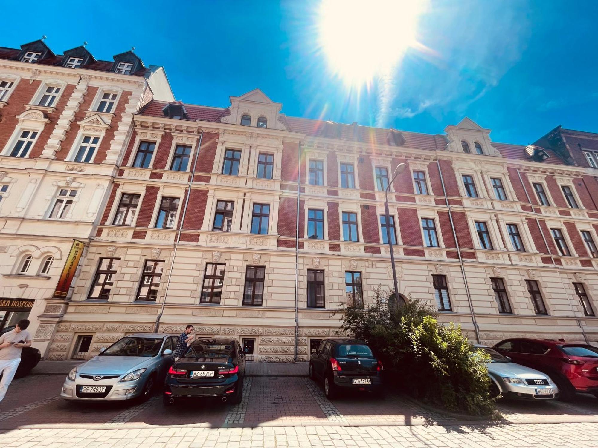 Loft In The City Center By Kobiela Apartments Katowice Bagian luar foto