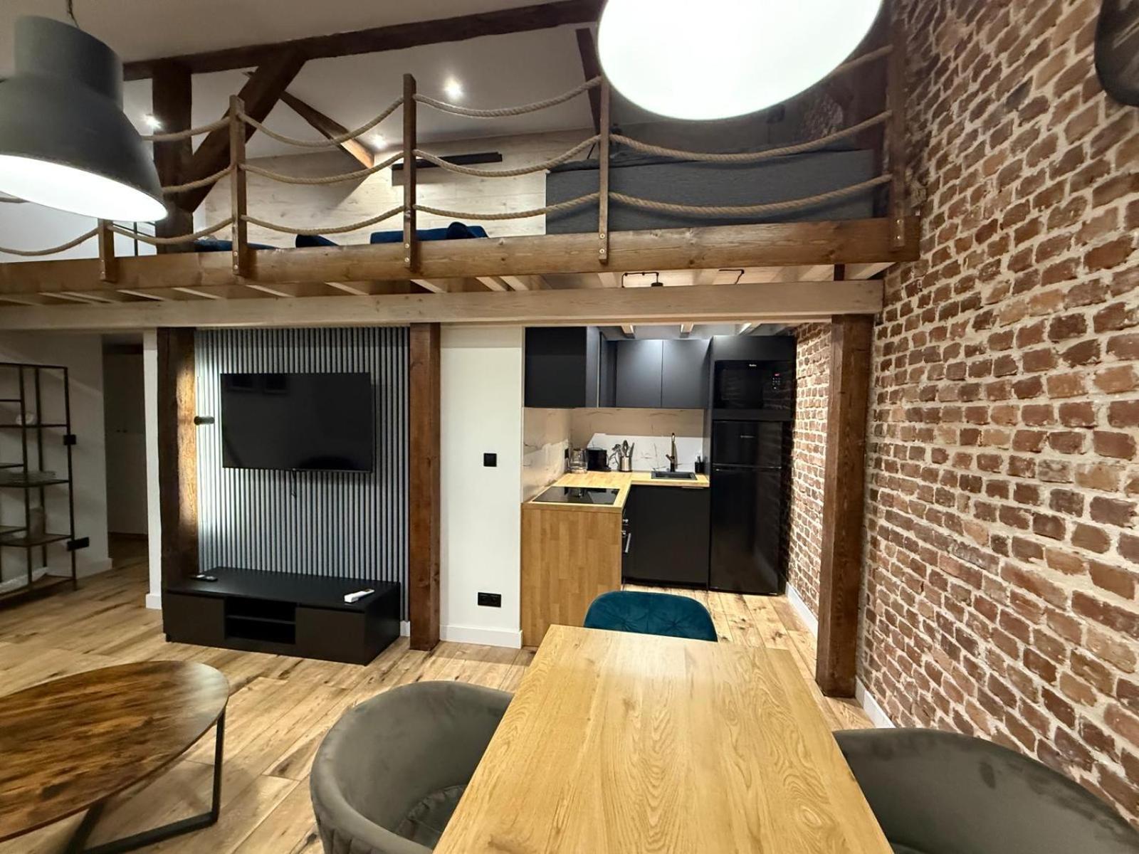 Loft In The City Center By Kobiela Apartments Katowice Bagian luar foto
