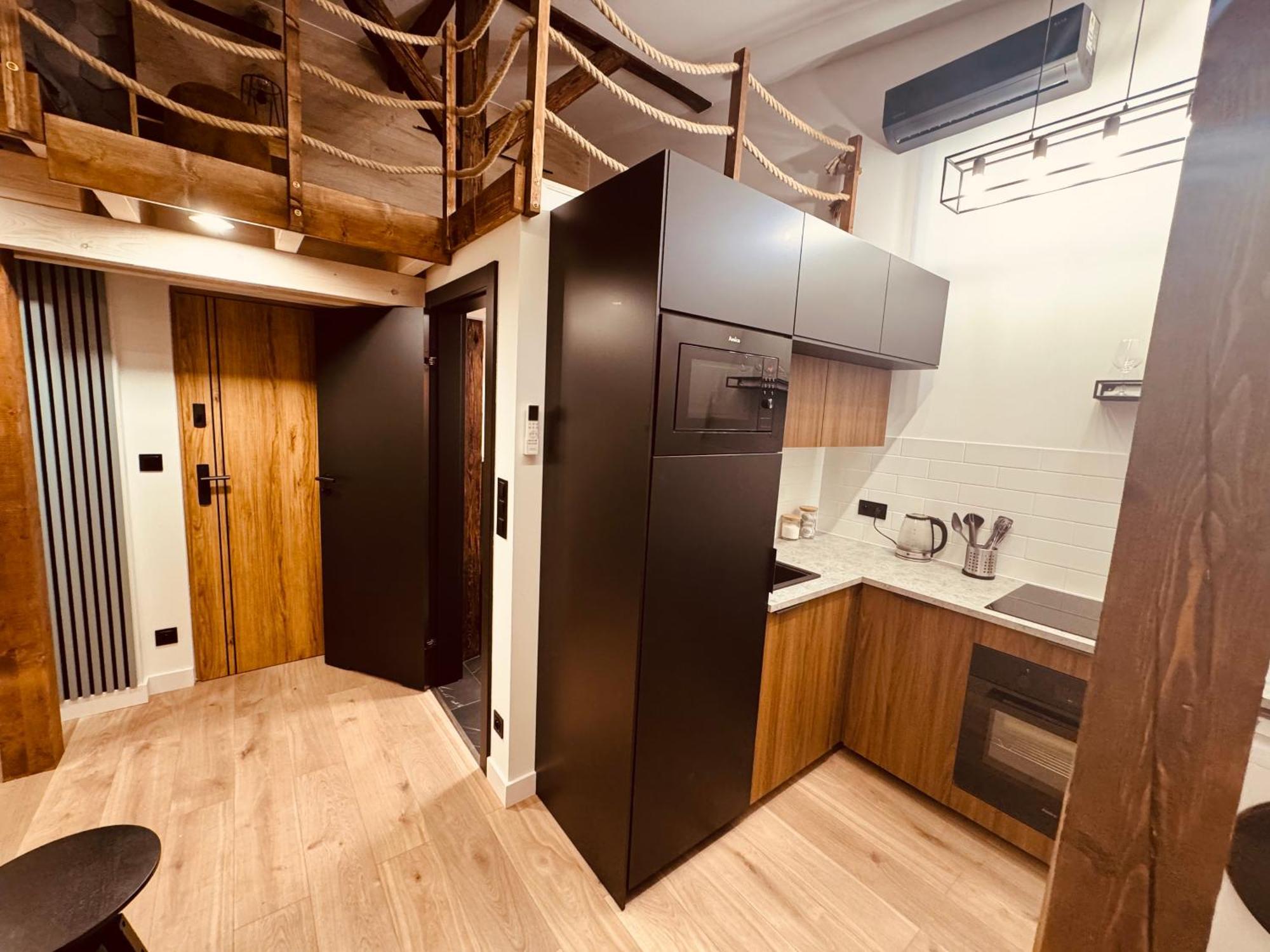 Loft In The City Center By Kobiela Apartments Katowice Bagian luar foto